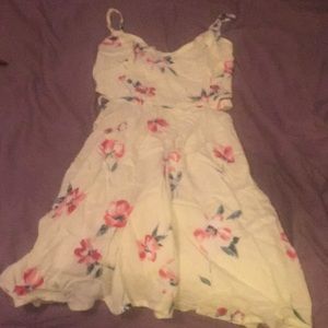Yellow floral dress Hollister